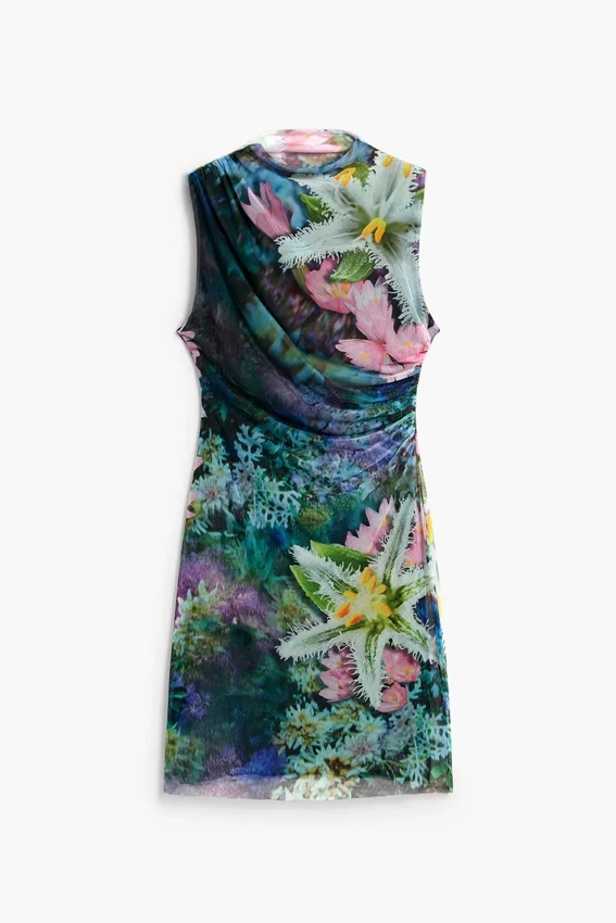 Abito drappeggiato a fiori Abito drappeggiato a fiori