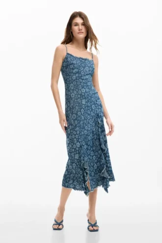 Abito in denim con volant