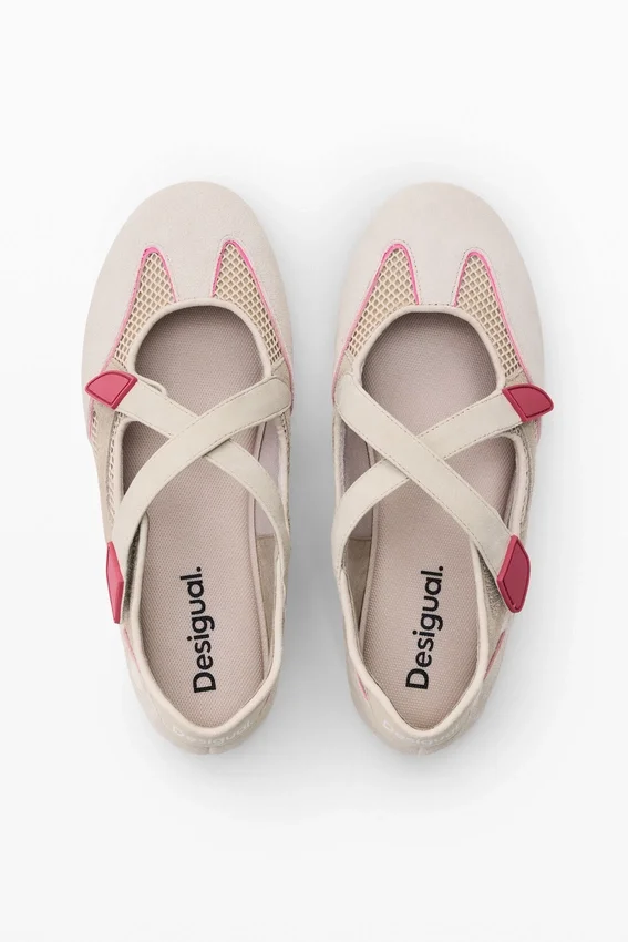 Ballerina in rete con logo Ballerina in rete con logo