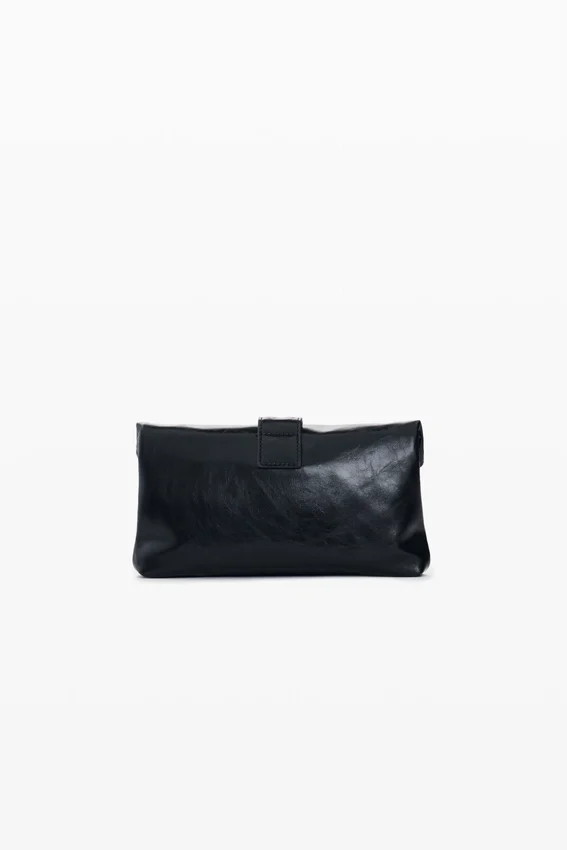 Borsa con fibbia effetto pelle Borsa con fibbia effetto pelle