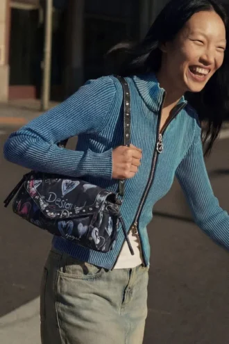 Borsa Graffiti media