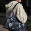 Borsa grande con stampa graffiti
