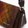 Borsa in denim con toppe