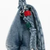 Borsa media in denim con ciondoli