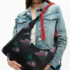 Borsa ovale media con texture