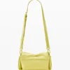 Borsa piccola con fiocco lucido