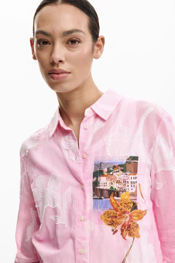 Camicia a righe con motivo cartolina Camicia a righe con motivo cartolina