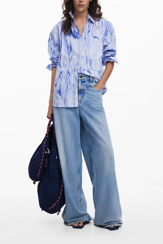 Camicia oversize in stile Arty Camicia oversize in stile Arty
