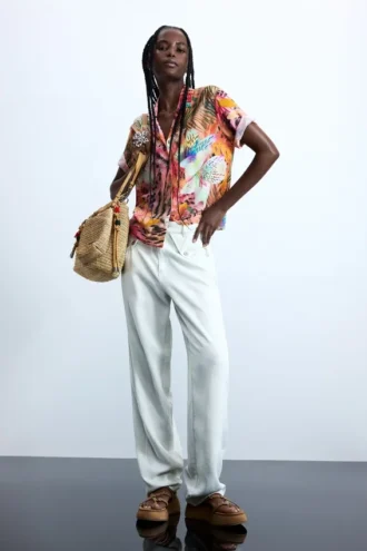 Camicia tropicale a maniche corte