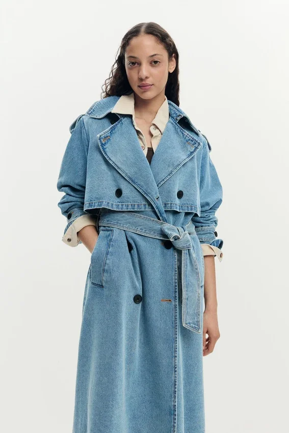 Cappotto in denim con cintura Cappotto in denim con cintura
