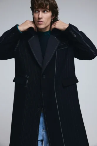 cappotto lungo in lana a righe 1 330x495 - Cappotto lungo in lana a righe