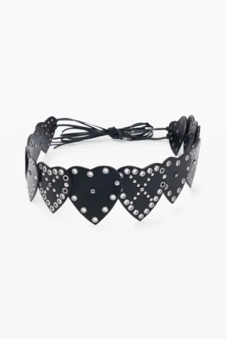 Cintura con borchie a forma di cuore