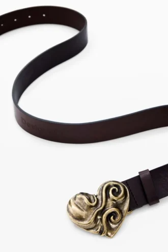 Cintura in pelle a forma di cuore