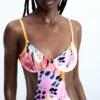 Costume da bagno tropicale