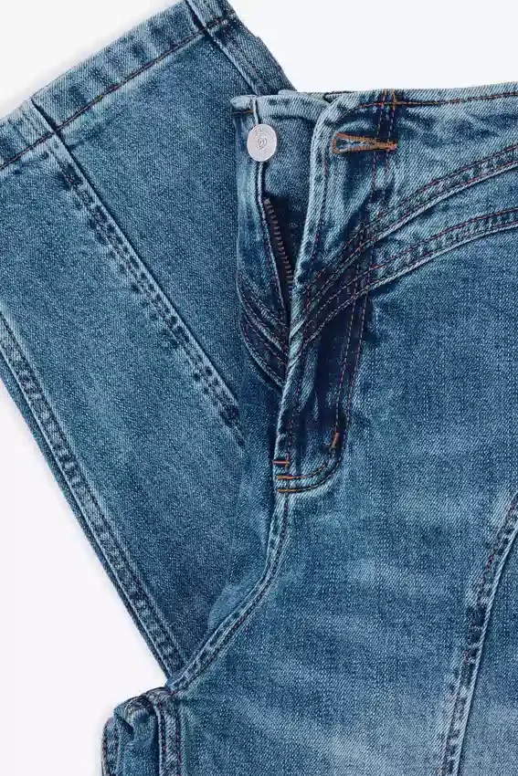 Cuciture dei jeans a palloncino Cuciture dei jeans a palloncino