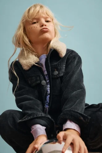 Giacca con collo in sherpa