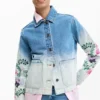 Giacca di jeans con fiori