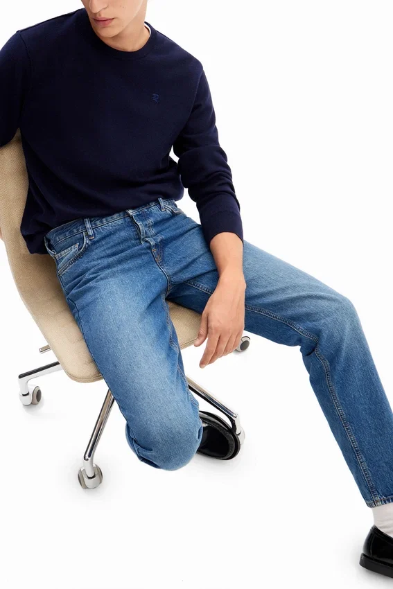 Jeans a gamba dritta Jeans a gamba dritta