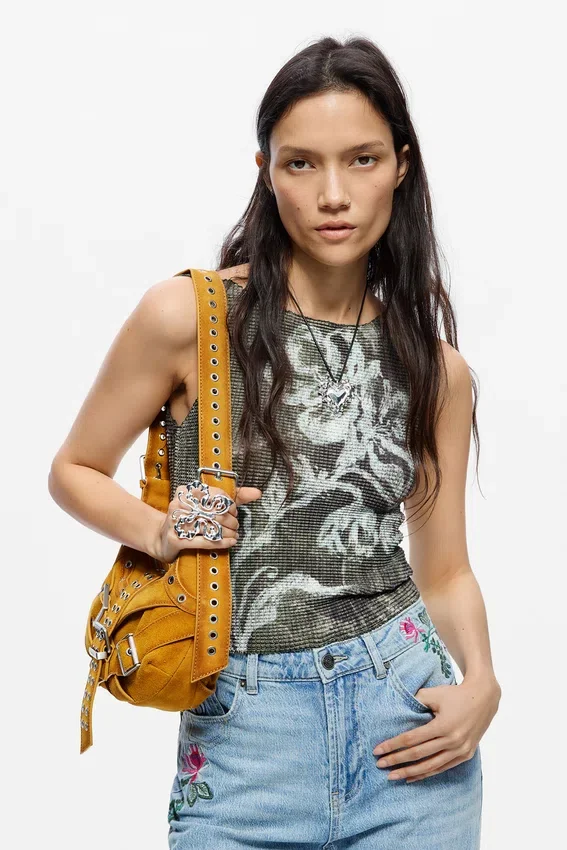 Jeans a gamba dritta con motivi floreali Jeans a gamba dritta con motivi floreali