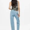 Jeans a gamba dritta con motivi floreali Jeans a gamba dritta con motivi floreali