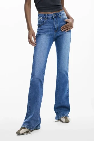 Jeans a zampa