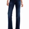 Jeans a zampa