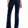 Jeans a zampa