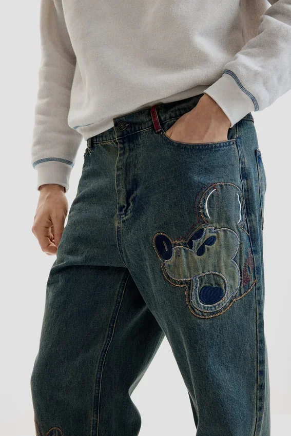 Jeans con toppe Disney™ Jeans con toppe Disney™