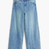 Jeans dritti con effetto consumato Jeans dritti con effetto consumato