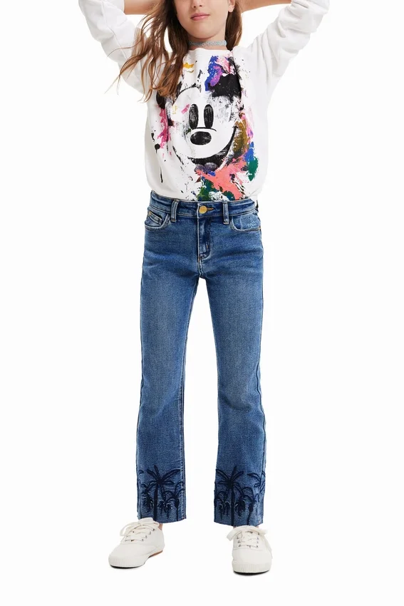Jeans lunghi a zampa ricamati Jeans lunghi a zampa ricamati