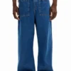Jeans lunghi con tasche Jeans lunghi con tasche