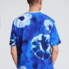 Maglietta con fiori tie-dye Maglietta con fiori tie-dye