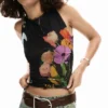 Maglietta in rete con fiori