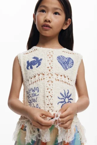 Maglione all’uncinetto con frange