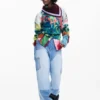 Maglione con stampa artistica