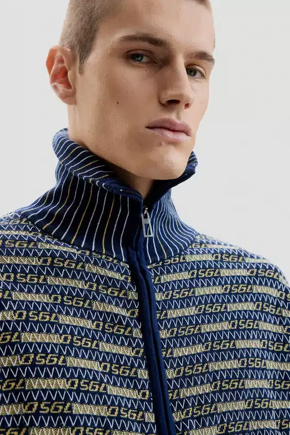 Maglione con zip in stile retrò Maglione con zip in stile retrò