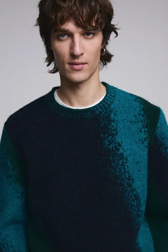 Maglione jacquard con effetto spruzzato Maglione jacquard con effetto spruzzato