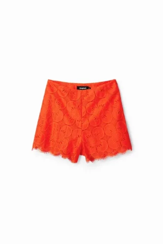 Pantaloncini in pizzo retrò