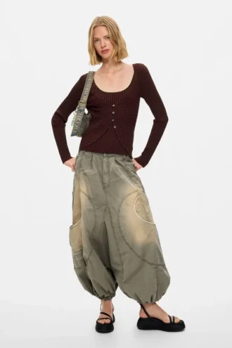Pantaloni cargo fluidi