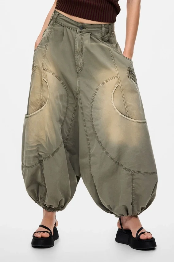 Pantaloni cargo fluidi Pantaloni cargo fluidi