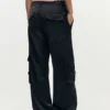 Pantaloni cargo in raso