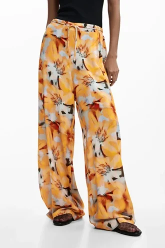 Pantaloni fluidi a fiori
