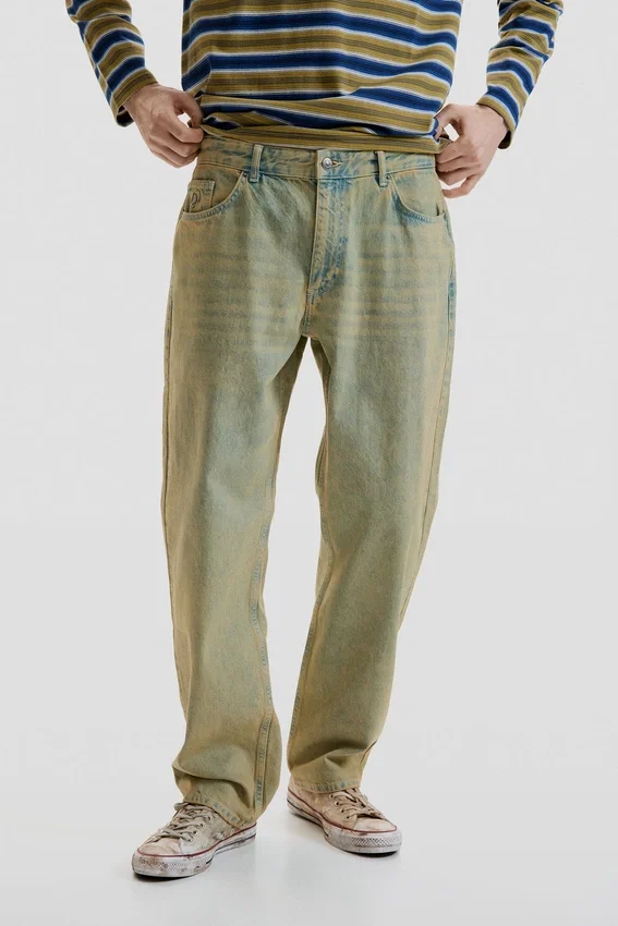 Pantaloni in denim tinto Pantaloni in denim tinto