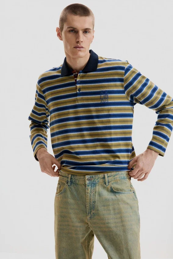 Pantaloni in denim tinto Pantaloni in denim tinto