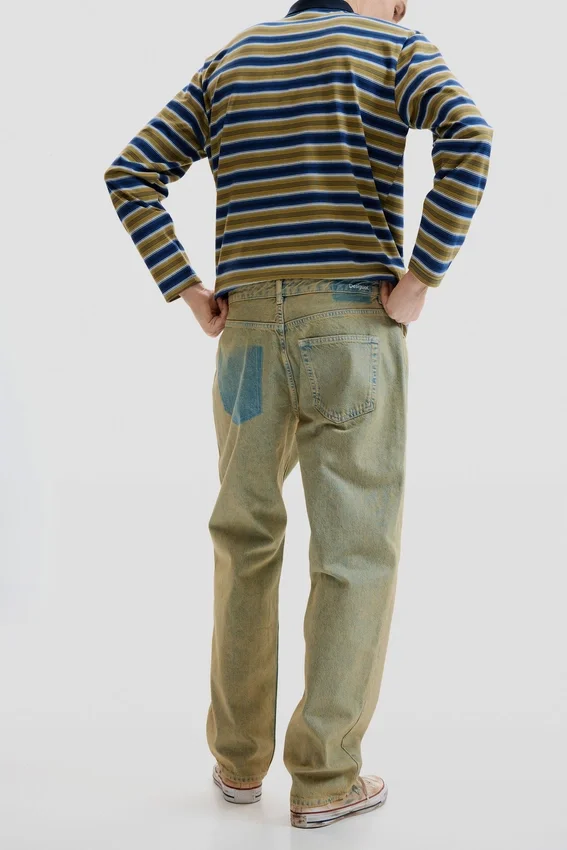Pantaloni in denim tinto Pantaloni in denim tinto
