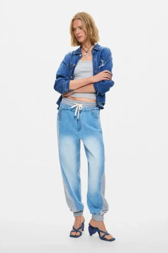 Pantaloni jogger in denim