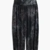 Pantaloni larghi