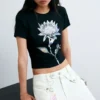 Pantaloni larghi con bottoni