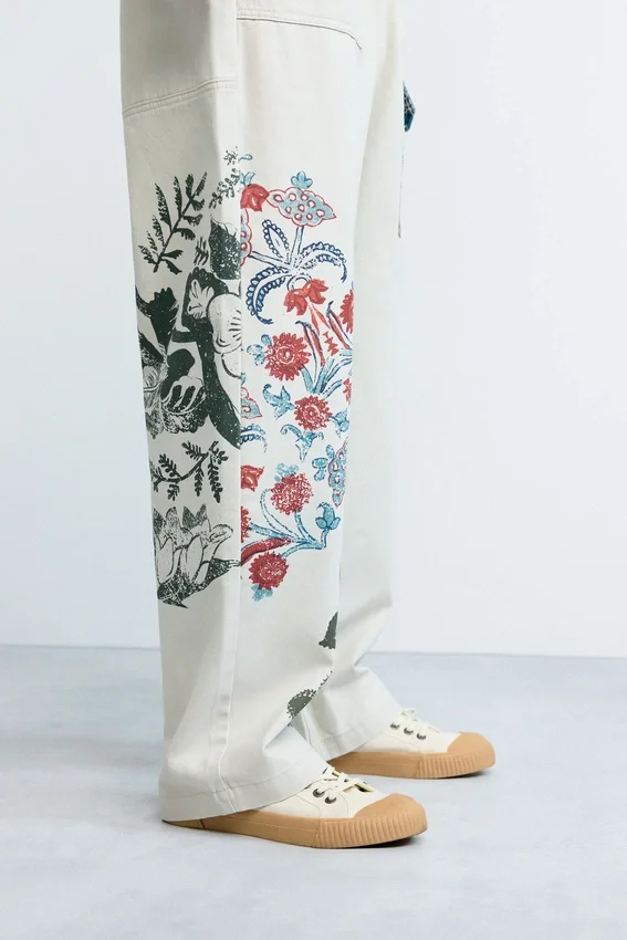 Pantaloni lunghi a fiori Pantaloni lunghi a fiori
