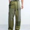 Pantaloni lunghi in stile militare